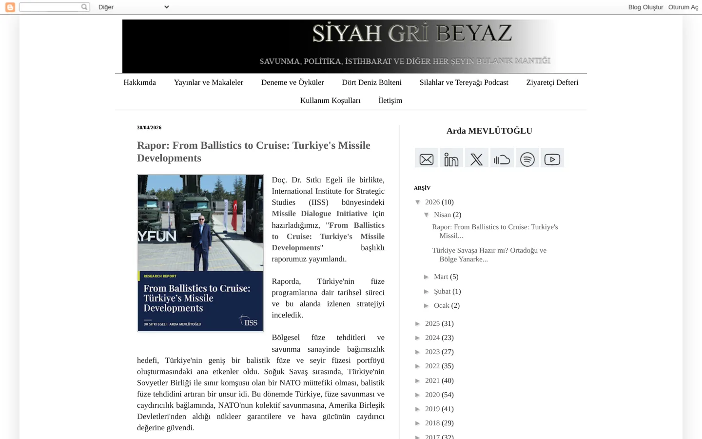 Siyah Gri Beyaz